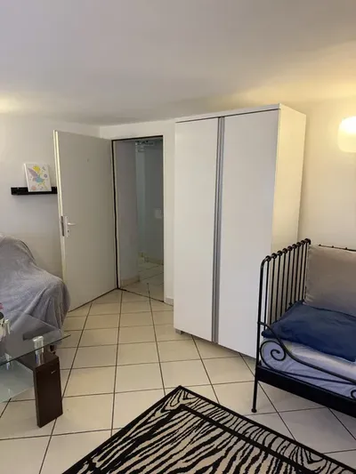 Wynajmę pokój dla kobiety - miniatura 5
