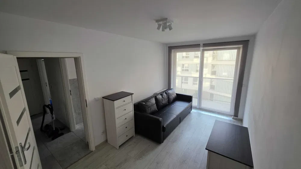 Wynajmę | Lublin, Wrotków, Diamentowa 27a | Politechnika, uczelnie | 40 mkw | 2 nieprzechodnie pokoje i osobna kuchnia - 1/8