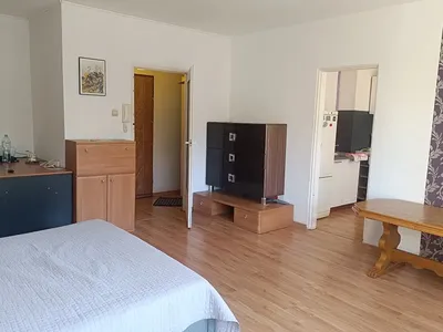 Słoneczna, duża kawalerka 3 min od uczelni na ul. Krakowskiej wolna od zaraz - miniatura 4
