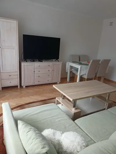 Mieszkanie dwa pokoje, nieprzechodnie , Rondo Lotników Lwowskich - miniatura 2