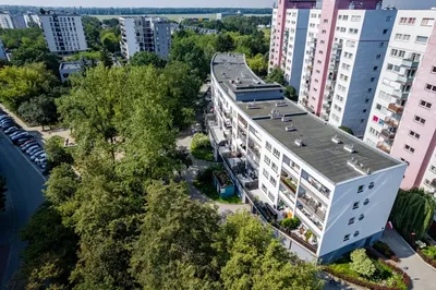 Wynajmę 2 pokoje 43m2, Warszawa- Chomiczówka, umeblowane, garaż