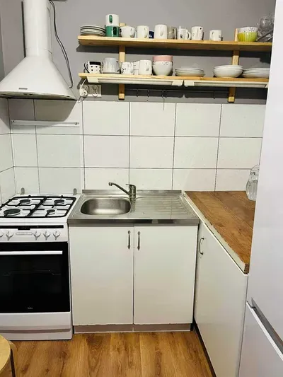 Do wynajęcia - słoneczne i zadbane mieszkanie ! - 2-pokojowe mieszkanie Ochota, Warszawa, Urbanistow, 37m2, Blisko do Centrum, WUM, UW - Bezpośrednio - miniatura 3