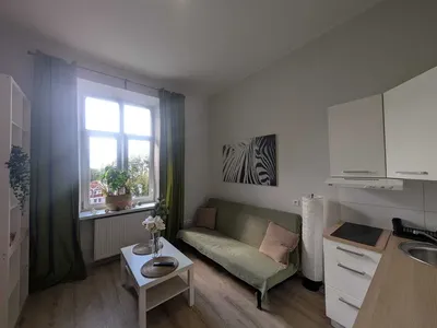 Kawalerka do wynajęcia w świetnej lokalizacji - miniatura 2