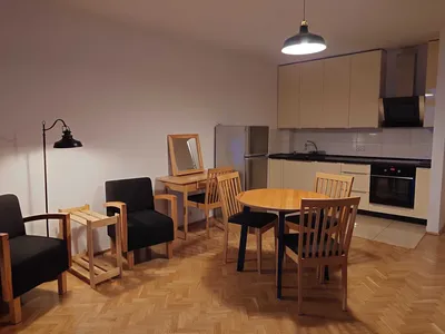 Od 1 pażdziernika 2pok nietypowe na Xll piętrze pl Unii Lubelskiej czynsz do Wspólnoty 610zł plus za energię plus za wodę bez pośredników - miniatura 3