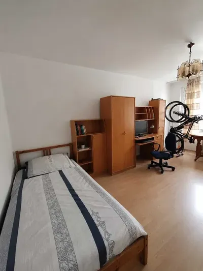 AKTUALNE Wynajem Pokój dwuosobowy dla studenta, Kraków ul. Warmińska, okolice AGH i UKEN, Od 1 Października