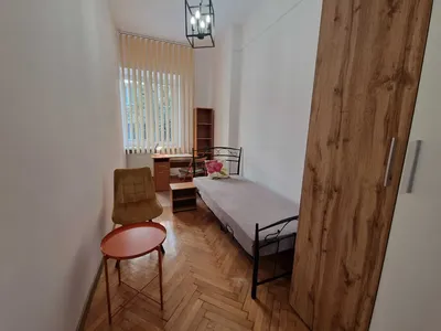 Nowy pokój po remoncie dla 1 studentki/dziewczyny pracującej - 6 min do Galerii Katowice (PKP)
