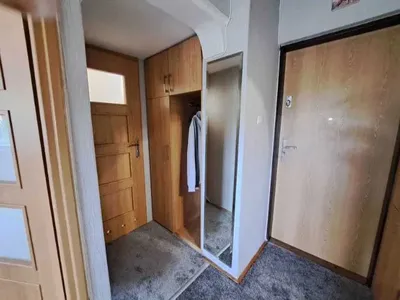 2 pokoje / kuchnia / 39mkw / wyposażone / spokojna okolica / WUM / dobra komunikacja - miniatura 5