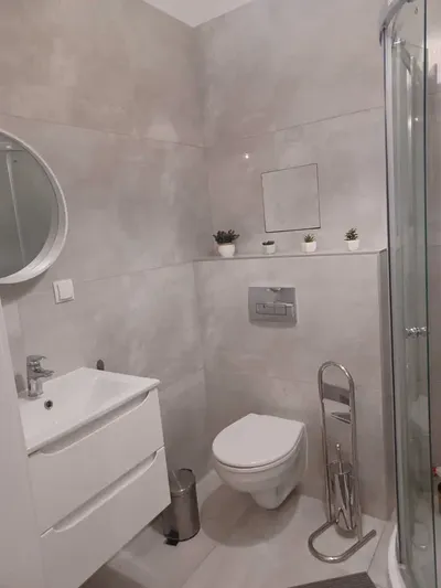 Wynajmę kawalerkę 28m przy ulicy Nałęczowskiej 18A - miniatura 2