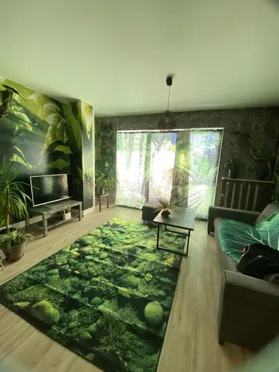 Nie kolejna kawalerka! Twoja miejska dżungla 30 m²