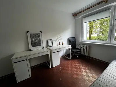 Mieszkanie na Ratajach, 4 pokoje z balkonem w niskim bloku - miniatura 3