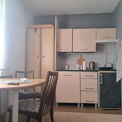 Kawalerka całość 1800zł - miniatura 2