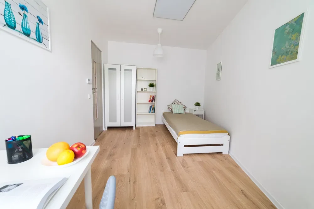 3 niezależne pokoje | 40 m2 | 50 metrów od Uniwersytetu Ekonomicznego | ul. Nad Potokiem - 1/7