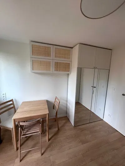Dobrze wyposażona i ustawna mała, przytulna kawalerka po remoncie, Balkon, Praga Południe - miniatura 2