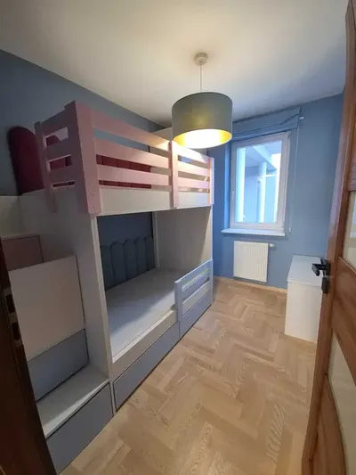 Mieszkanie 3-pokojowe z dużym balkonem, idealne dla rodziny z dziećmi, duży parking. - miniatura 4