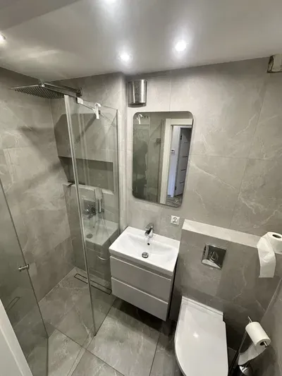 42 m² | 2 pokoje | W pełni umeblowane | Radzikowskiego | 2700 zł - miniatura 5