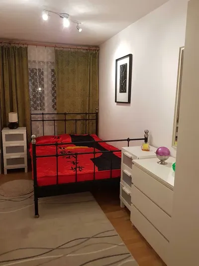 Wynajem ciche dwa pokoje na wysokim parterze wśród zieleni na Ochocie - miniatura 5