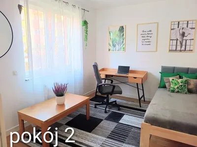 Centrum premium 3 os. pokoje + salon + garderoba + 2 balkony + os strzeżone+ garaż - miniatura 4
