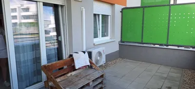 Wynajmę Mieszkanie we Wrocławiu 40m2 z tarasem i klimatyzacja Lipa Piotrowska ul Gorczycowa - miniatura 5