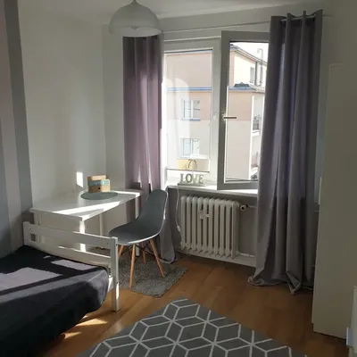 Duży pokój z balkonem w Centrum blisko Bramy Portowej ul. Kaszubska-Narutowicza - miniatura 2