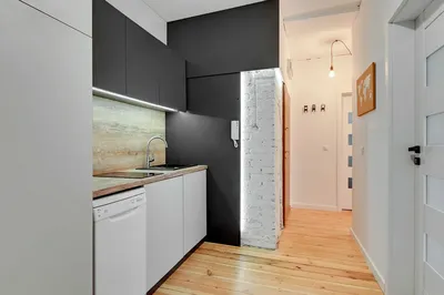 Pokój z własną łazienką i balkonem przy UM Gdynia - miniatura 2