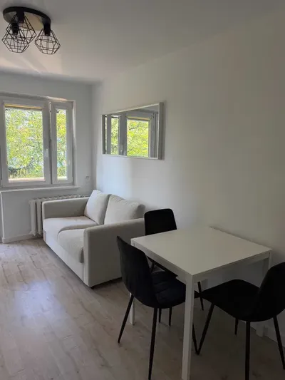 Nowoczesne mieszkanie 30m | Pierwszy najemca | Klimatyzacja | Balkon - miniatura 2