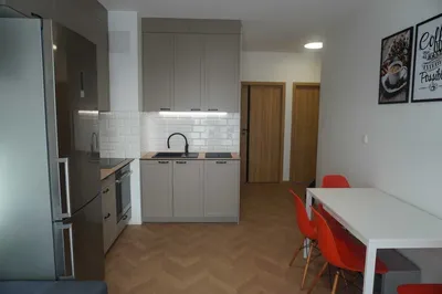 3 pokoje z garażem – ul. Kościeszów Warszawa obok Galerii Północnej - miniatura 2