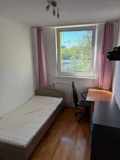 3-pokojowe mieszkanie na Dąbiu! 58m2 Idealne dla studentów! - miniatura 4