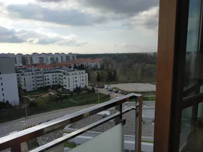 Przytulne mieszkanie z widokiem. - miniatura 2