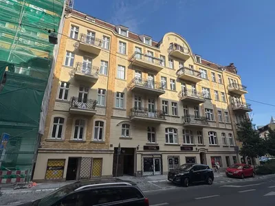 Komfortowy apartament w zabytkowej kamienicy CENTRUM - miniatura 2
