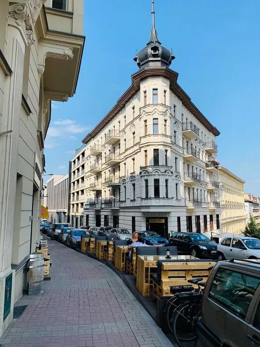 Eleganckie studio w Poznańskim Żelazku - 1/7