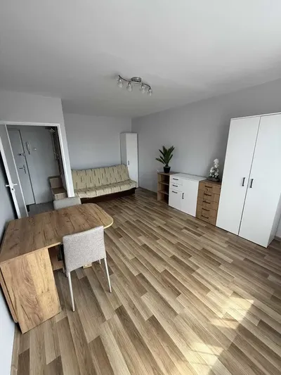 Umeblowana kawalerka z widokiem na Operę Novą (Centrum Bydgoszczy) - miniatura 2