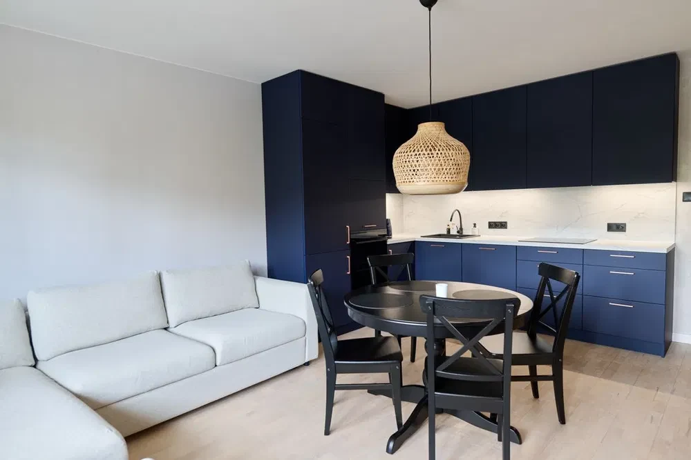 56 m² | Słoneczna Dolina | Sypialnia + Gabinet | Wygodny i przestronny aneks kuchenny | Balkon - 1/8