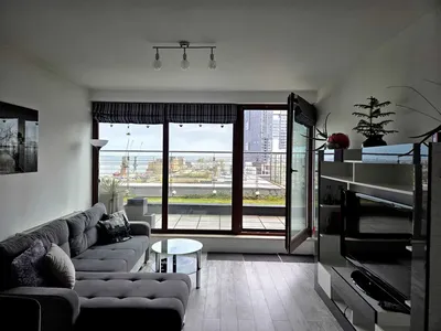 Mieszkanie z widokiem na morze. Apartamentowiec Transatlantyk.