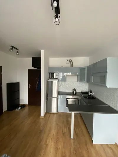Mieszkanie 32m Warszawa Włochy - miniatura 2