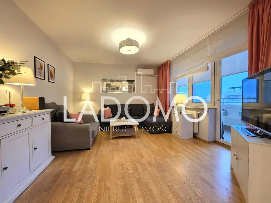 Komfortowy 3 pok. apartament Alternatywy - 1/8