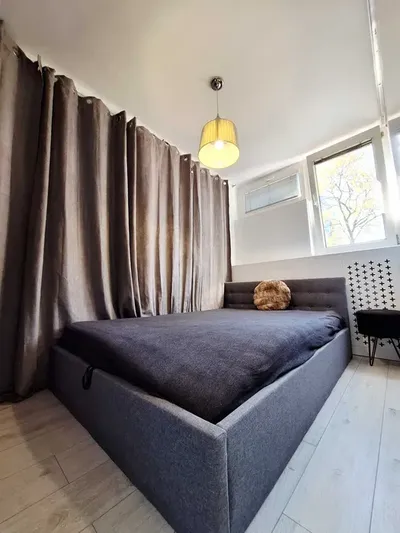 Mieszkanie 27m² Al.Jana Pawla II Warszawa - miniatura 5