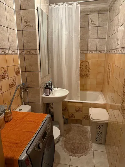 Wynajmę 2 pokoje + kuchnia 39m2 ul. Ateńska 6 na Pradze Południe - miniatura 3