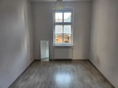 Wynajmę bezpośrednio 3 pokojowe mieszkanie Wilda - miniatura 3