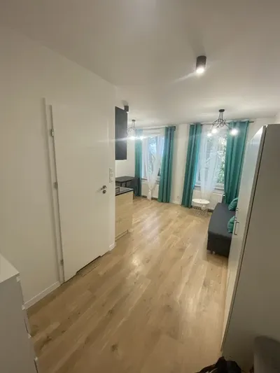 Kawalerka do wynajecia Wincentego Pola 6b - miniatura 3