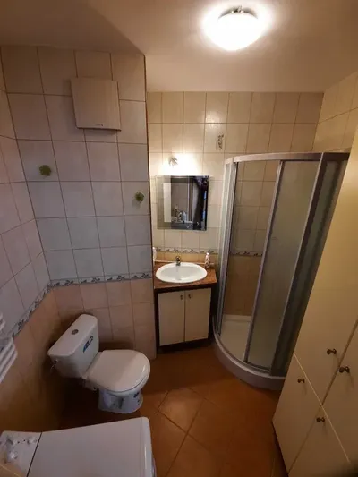 KAWALERKA 28,42 m kw nad Jeziorkiem Gocławskim /Praga Południe/ - miniatura 3
