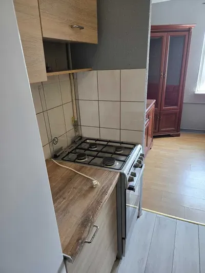 2 pokojowe mieszkanie 27m2 w Gdyni - miniatura 3