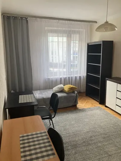 Pokój dla 2 lub 1 osoby, Centrum Kielc, blisko UJK, Śniadek, Żeromski - miniatura 4