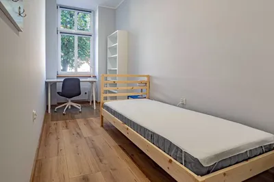 Pokój| Politechnika PWr, Norwida/ul. Curie-Sklodowska/pl. Grunwaldzki - miniatura 2