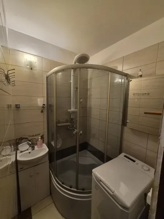 Wynajmę kawalerkę na ulicy Santockiej od zaraz - 1/8
