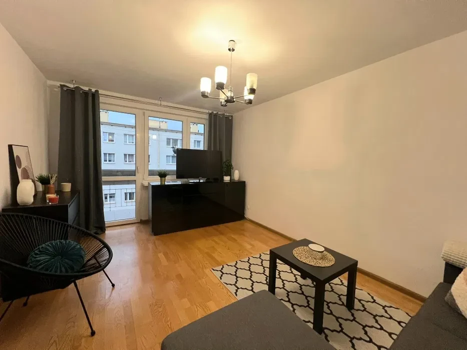 Krowodrza/ul. Łokietka 19/osobna kuchnia/balkon - 1/6
