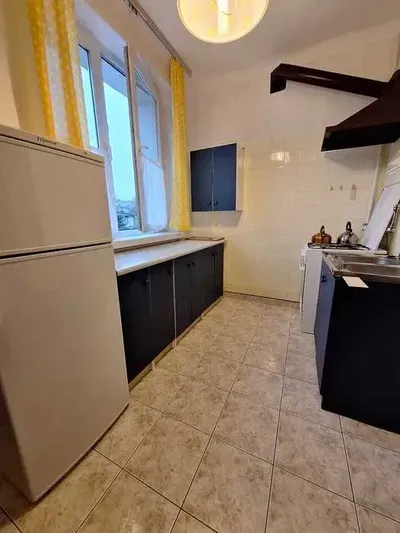 Kawalerka dla studentów - urocza, balkon - miniatura 5