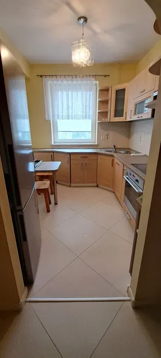 Wynajmę mieszkanie dwupokojowe 48m² ul. Lipińskiego ( wynajem dla jednej osoby) - miniatura 2