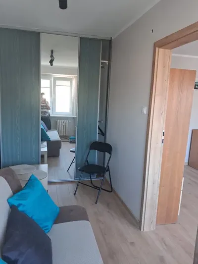 Mieszkanie po generalnym remoncie, idealne dla studentów - miniatura 4