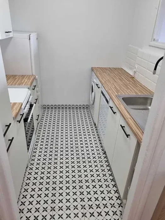 os. Stalowe (37m kw) 2 pokoje - po remoncie, umeblowane i wyposażone - 1/10