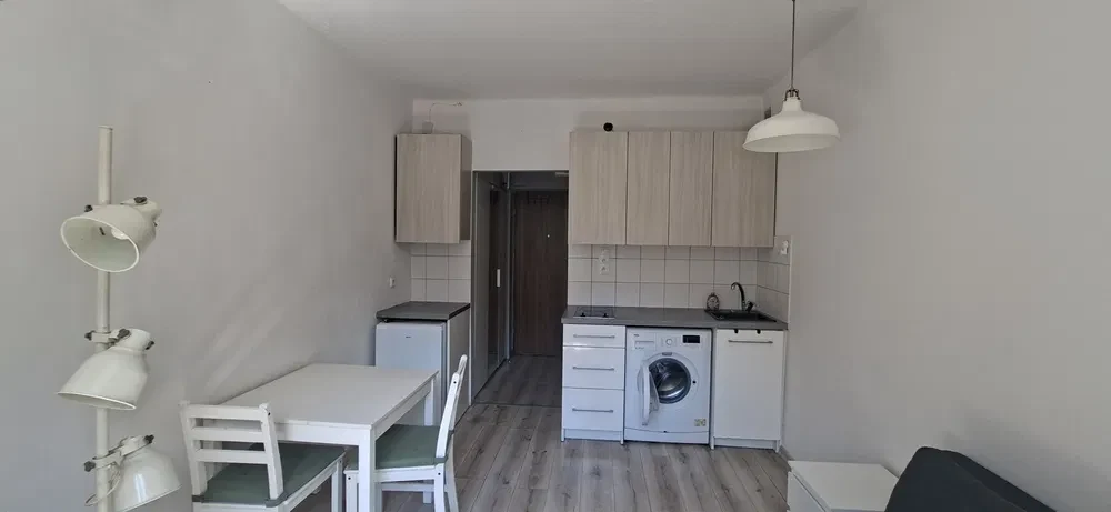 Wynajmę mieszkanie na osiedlu Szkolnym w Krakowie - 1/8